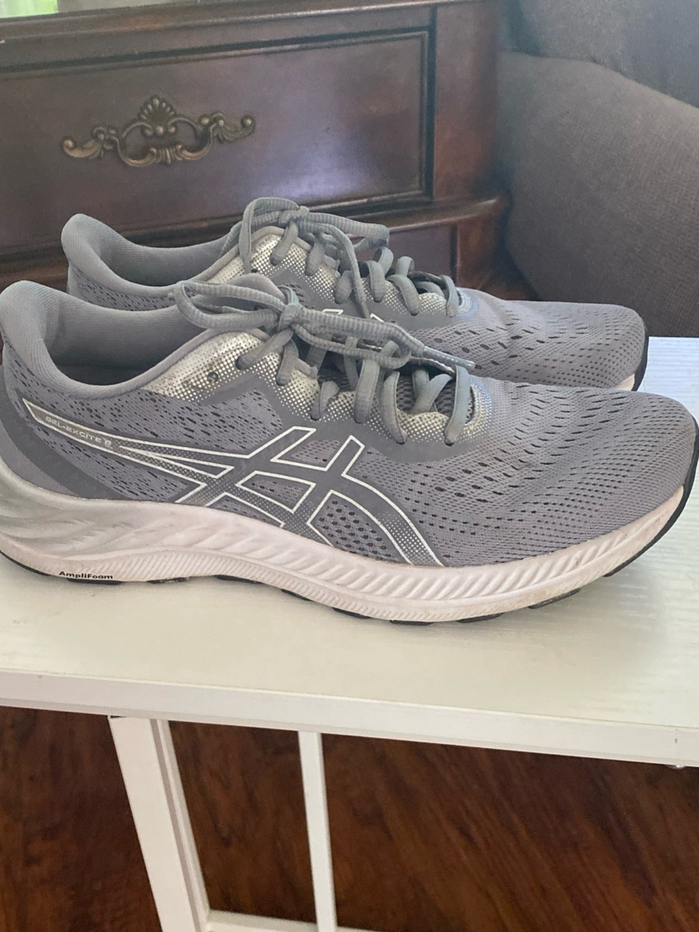 ASICS Women's Gray Running Sneakers - Lightweight Comfort size 9.5